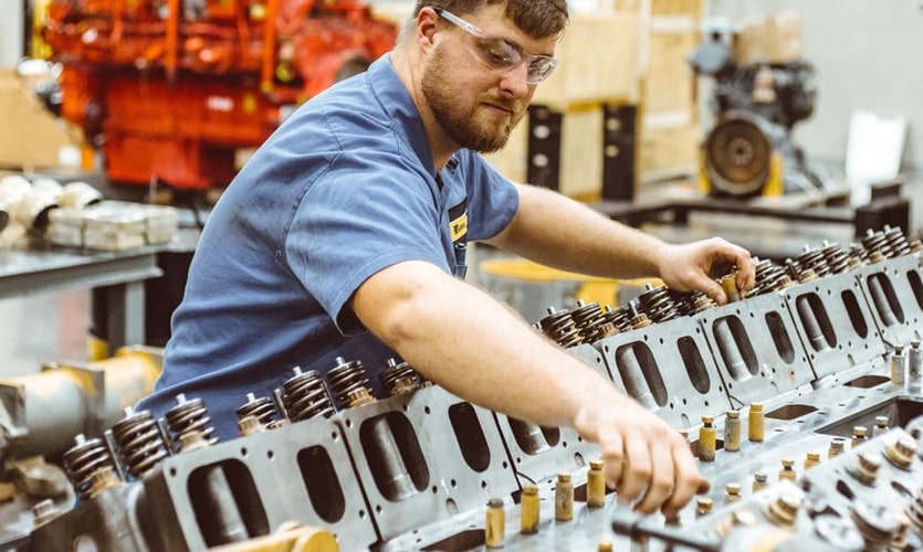 11 Tips to Reduce Heavy Equipment Maintenance Costs